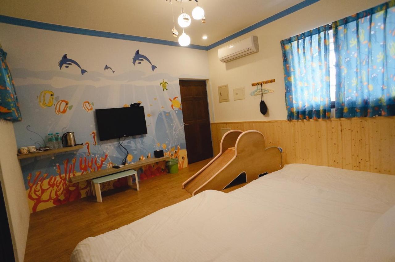 Childlike Innocence Homestay Hualien City Exterior photo